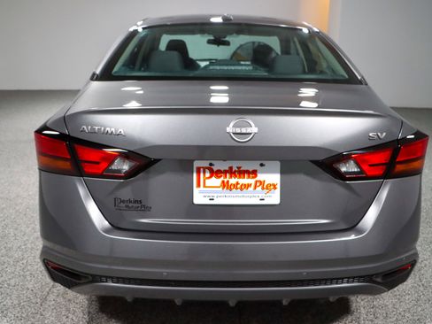 Used 2023 Nissan Altima 2.5 SV image 8
