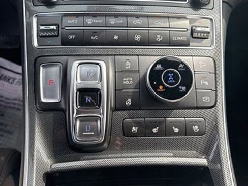 Used 2023 Hyundai Santa Fe Limited image 18