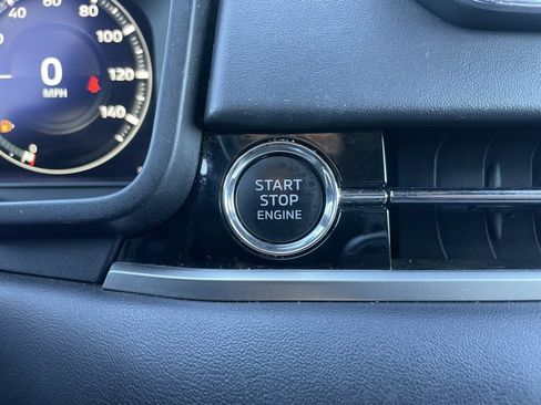 Used 2023 Mitsubishi Outlander SE Black Edition image 48