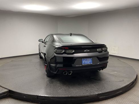 Certified 2022 Chevrolet Camaro LT w/ Redline Edition RWD image 5
