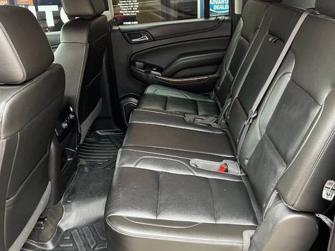 Used 2016 Chevrolet Suburban LT image 14