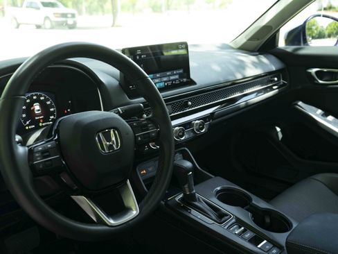 Used 2024 Honda Civic Touring image 16