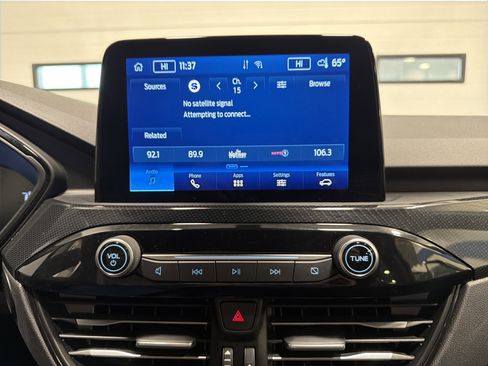 Used 2025 Ford Escape ST-Line Select image 6