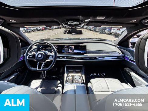 Used 2023 BMW 740i RWD image 22