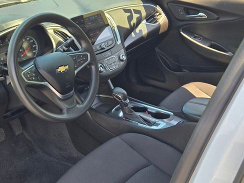 Used 2022 Chevrolet Malibu LT image 20