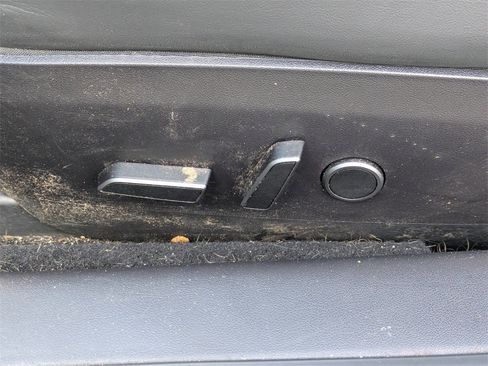 Used 2021 Tesla Model 3 Standard Range Plus image 19