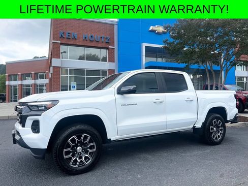 Used 2024 Chevrolet Colorado LT w/ LT Convenience Package III RWD image 1
