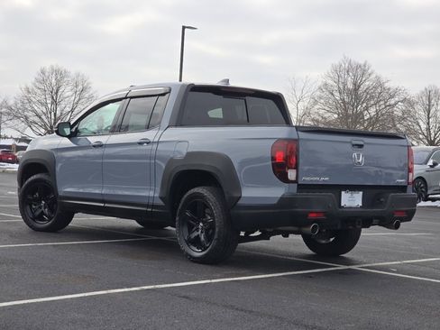 Used 2023 Honda Ridgeline Black Edition image 18