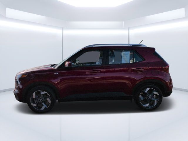Used 2025 Hyundai Venue SEL FWD image 6