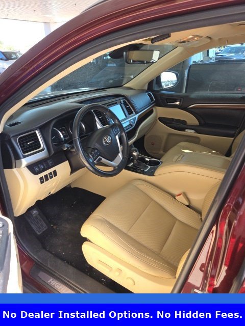 Used 2018 Toyota Highlander Limited FWD image 7