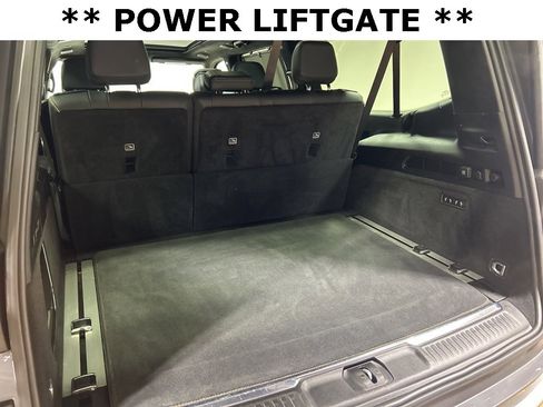 Certified 2024 Jeep Grand Wagoneer L Series III image 33