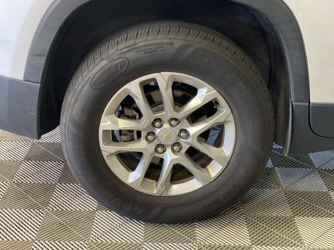 Used 2020 Chevrolet Traverse LS w/ LPO, Floor Liner Package FWD image 18