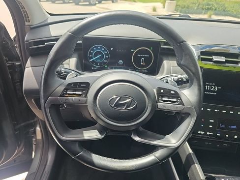 Used 2022 Hyundai Tucson Limited AWD/4WD image 17
