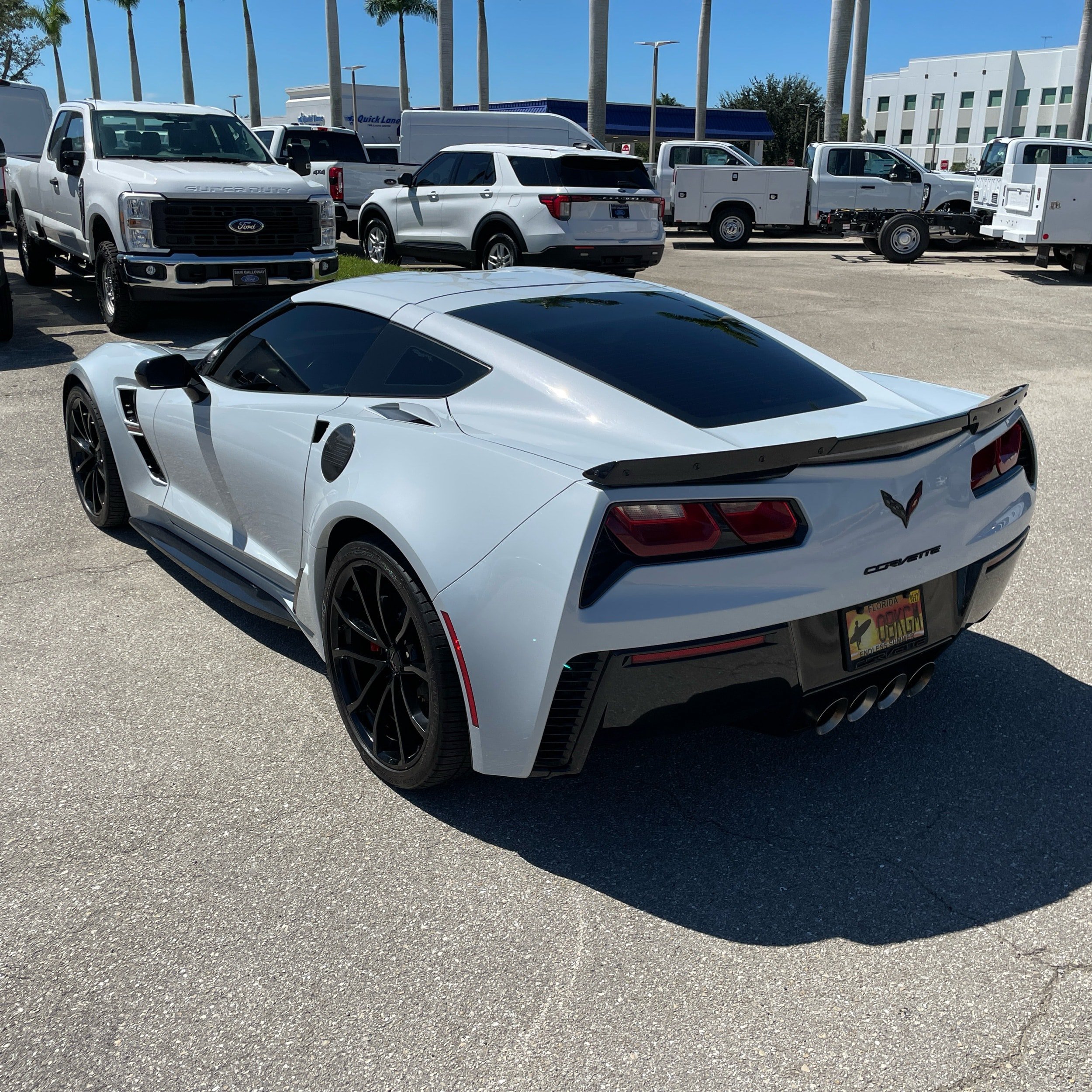 Used 2019 Chevrolet Corvette Grand Sport w/ Carbon Flash Badge Package RWD image 7
