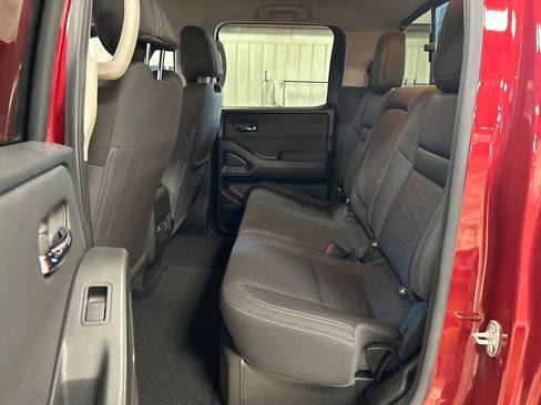 Used 2024 Nissan Frontier SV w/ SV Convenience Package AWD/4WD image 29