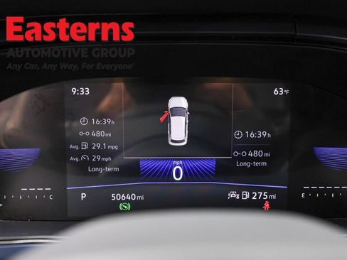 Used 2024 Volkswagen Taos SE FWD image 17