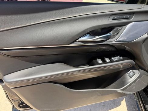 Used 2023 Cadillac CT4 Sport RWD image 13