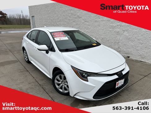 Certified 2024 Toyota Corolla LE image 1