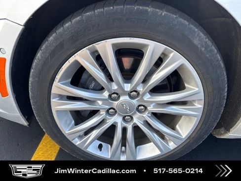 Used 2018 Cadillac XTS Luxury FWD image 3
