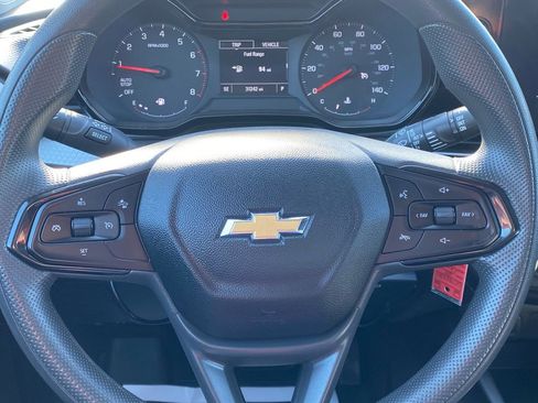 Used 2025 Chevrolet Trax LS w/ Driver Confidence Package image 24