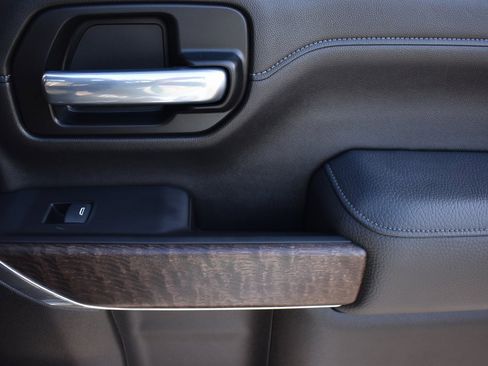 Used 2021 GMC Sierra 2500 Denali w/ Denali Ultimate Package image 14