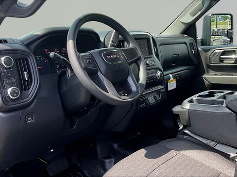 New 2026 GMC Sierra 2500 Pro w/ Convenience Package AWD/4WD image 16