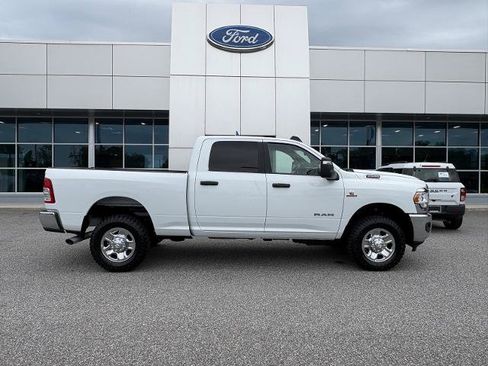 Used 2023 RAM 2500 Big Horn w/ Cold Weather Group AWD/4WD image 2