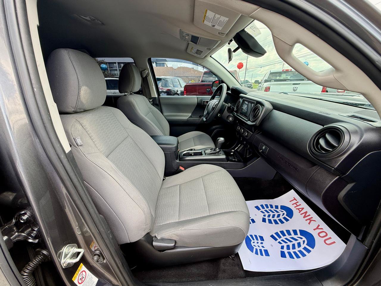 Used 2018 Toyota Tacoma SR w/ SR Convenience Package RWD image 12