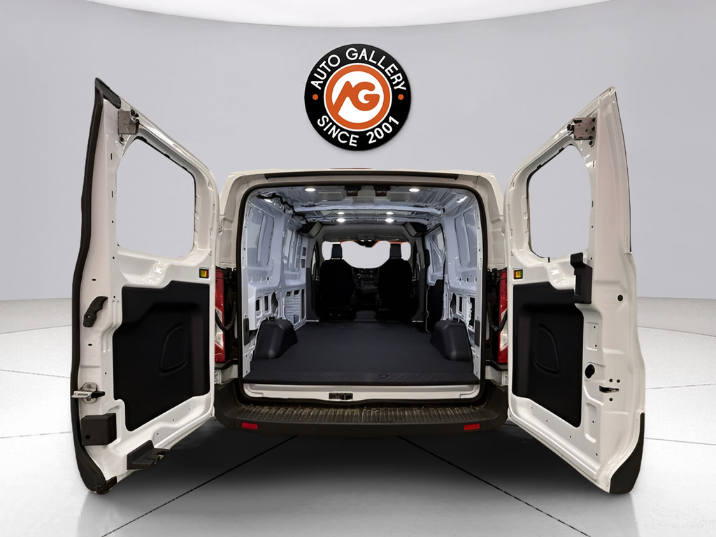 Used 2024 Ford Transit 150 Low Roof RWD image 33