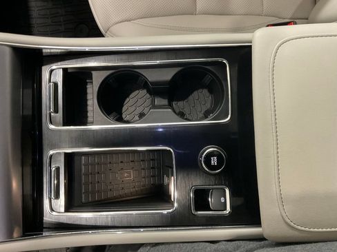 Used 2025 Lincoln Aviator 2WD w/ Jet Appearance Package image 22