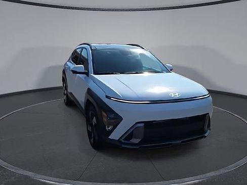 New 2026 Hyundai Kona Limited FWD image 3