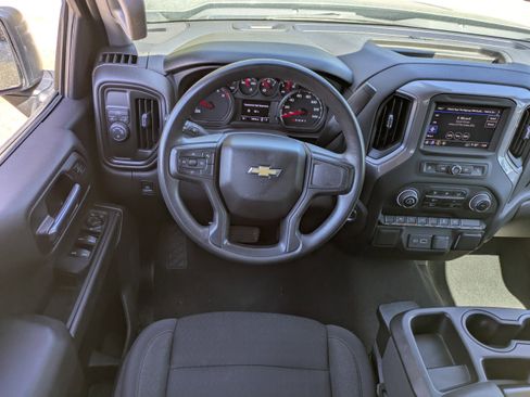 Used 2024 Chevrolet Silverado 1500 Custom image 14