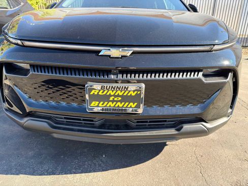 New 2026 Chevrolet Equinox EV LT image 42