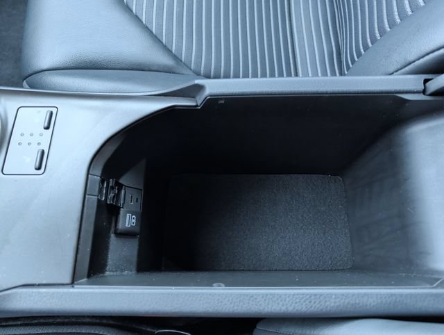 Used 2024 Toyota Camry SE FWD image 23