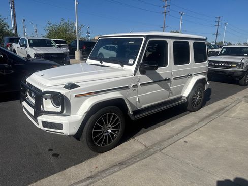 Used 2023 Mercedes-Benz G 550 image 1