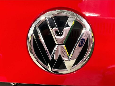 Used 2019 Volkswagen Jetta S w/ Driver Assistance Package image 10