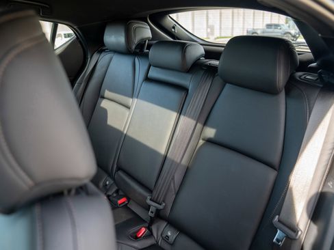 Used 2023 MAZDA MAZDA3 s FWD image 23