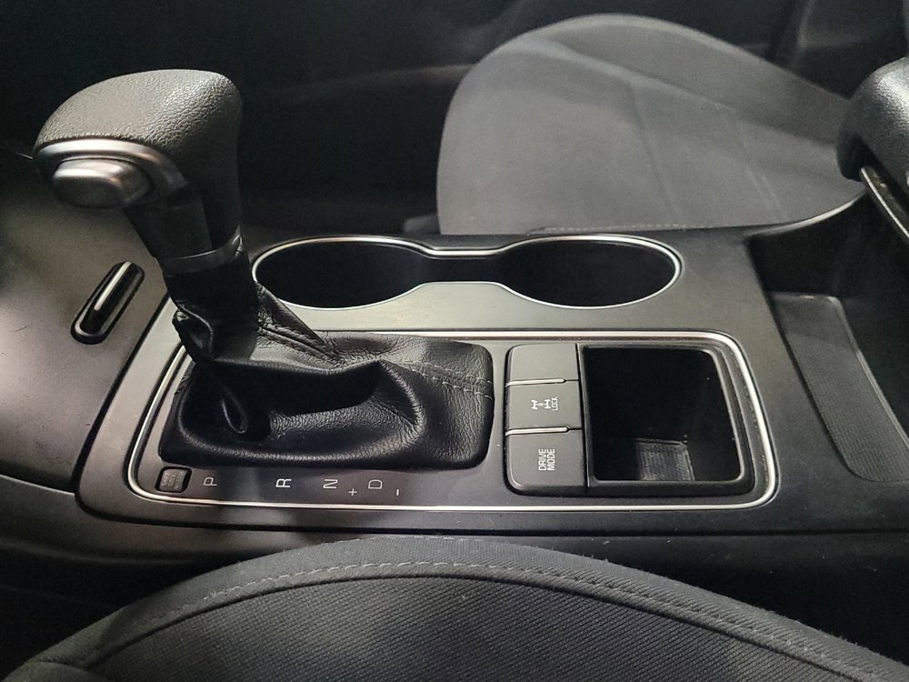 Used 2019 Kia Sorento AWD V6 image 26