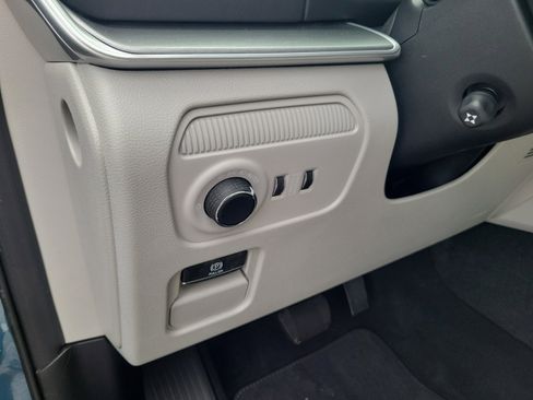 New 2026 Jeep Grand Wagoneer L Limited AWD/4WD image 28