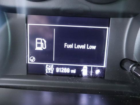 Used 2019 Chevrolet Silverado 1500 Custom w/ Custom Convenience Package AWD/4WD image 19