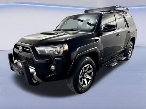 Used 2023 Toyota 4Runner TRD Off-Road Premium image 4