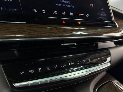 Used 2021 Cadillac Escalade ESV Sport Platinum w/ LPO, ONYX Package AWD/4WD image 25