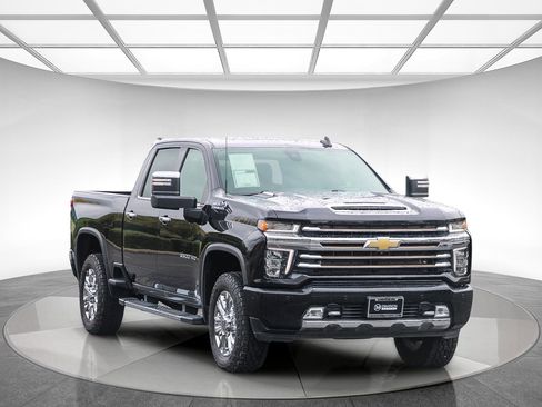 Used 2022 Chevrolet Silverado 3500 High Country image 5
