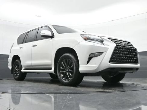 Certified 2020 Lexus GX 460 Premium w/ Premium Package AWD/4WD image 33