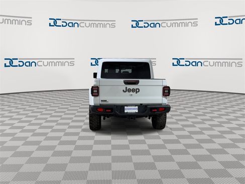 Used 2023 Jeep Gladiator Rubicon w/ LED Lighting Group image 8