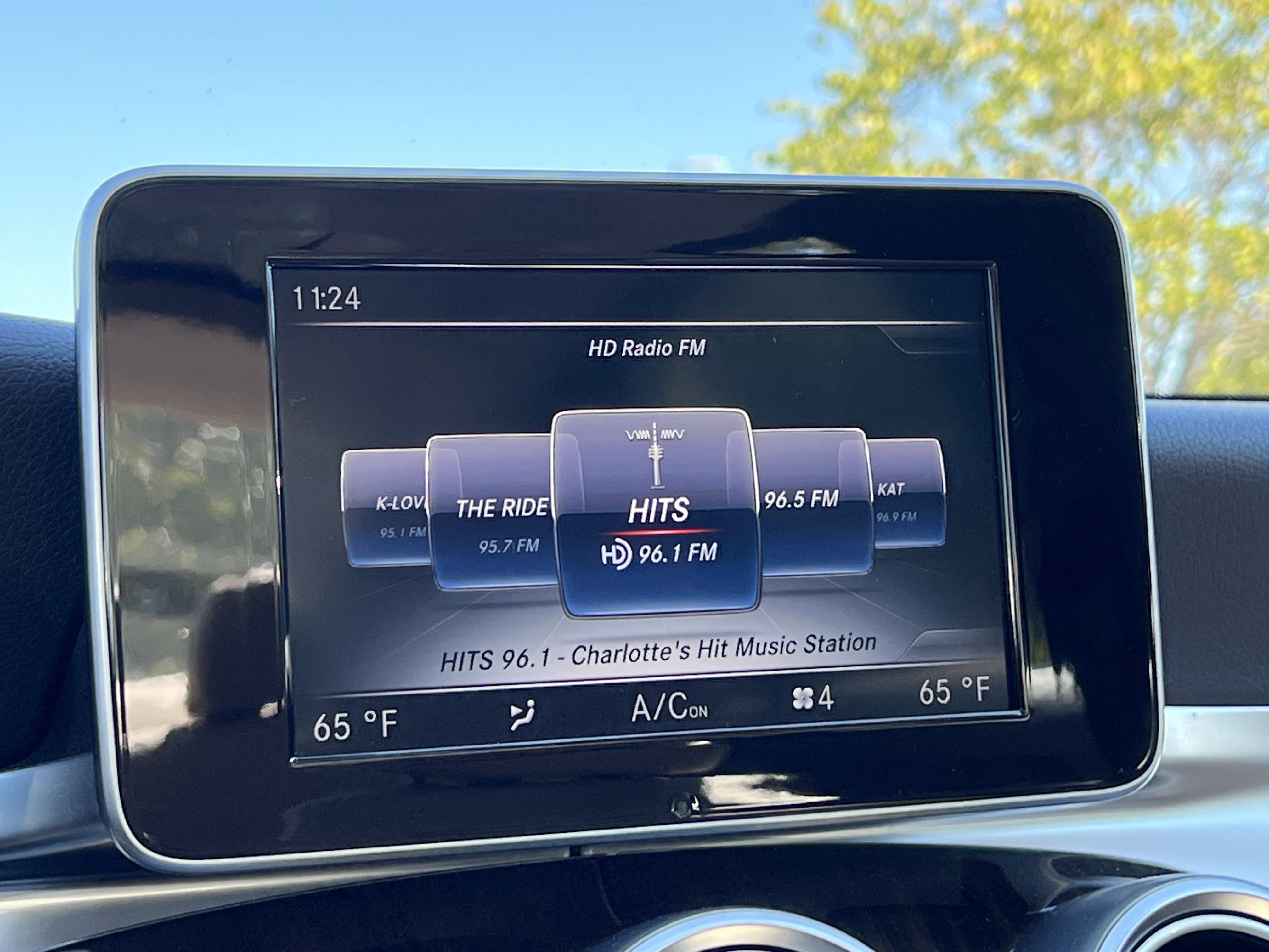 Used 2017 Mercedes-Benz C 300 4MATIC Sedan image 24