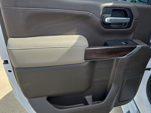 Used 2019 GMC Sierra 1500 SLT w/ SLT Premium Package image 11