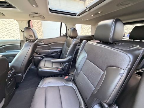 Used 2020 GMC Acadia SLT w/ Premium Package AWD/4WD image 19