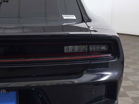 Used 2024 Dodge Charger Daytona R/T w/ Plus Group AWD/4WD image 17