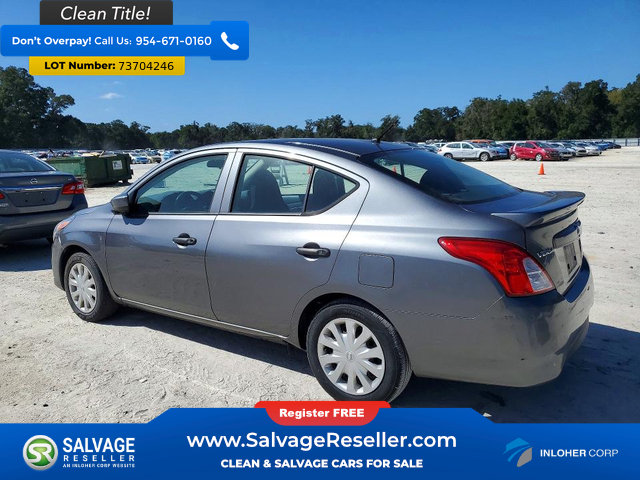 Used 2017 Nissan Versa S Plus FWD image 3